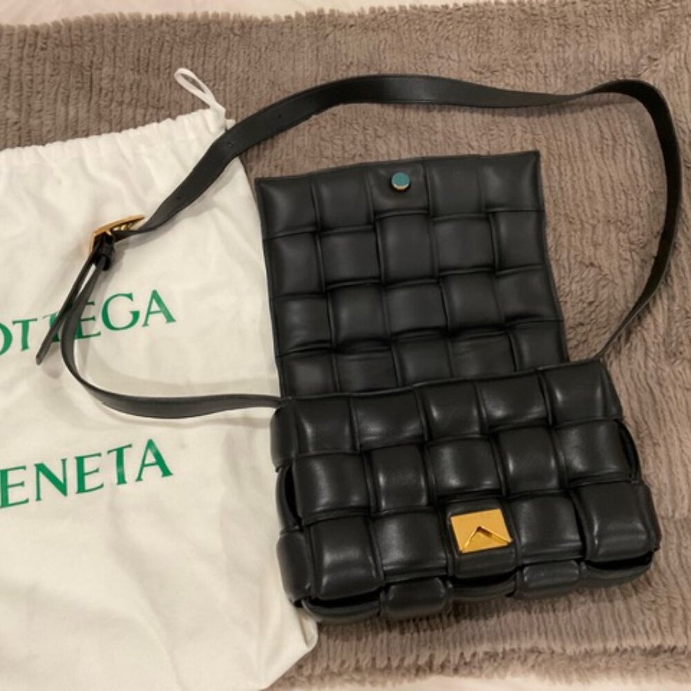 Botegga Veneta PADDED CASSETTE in excellent condition - Picture 7 of 9